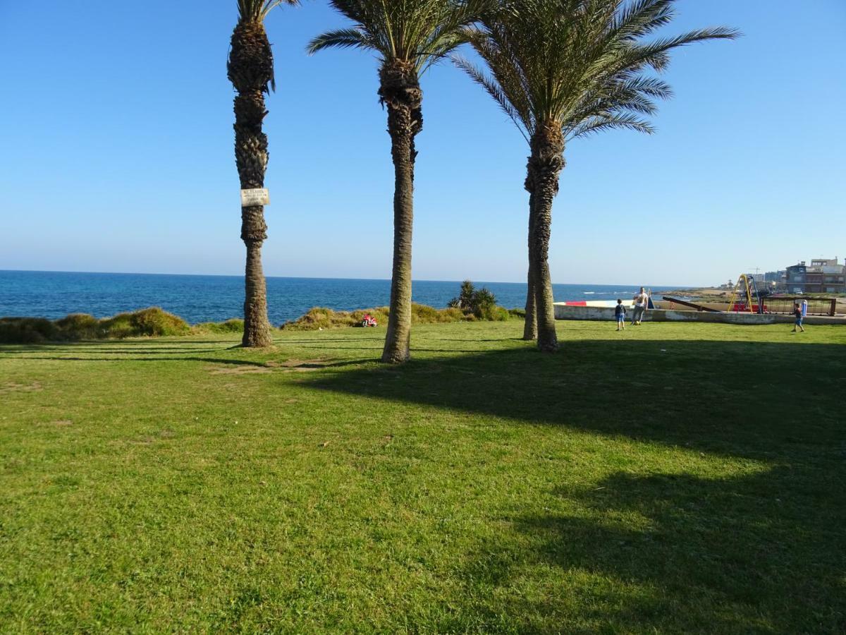 Апартаменты Brisas Del Mar Azul Торевьиа Экстерьер фото