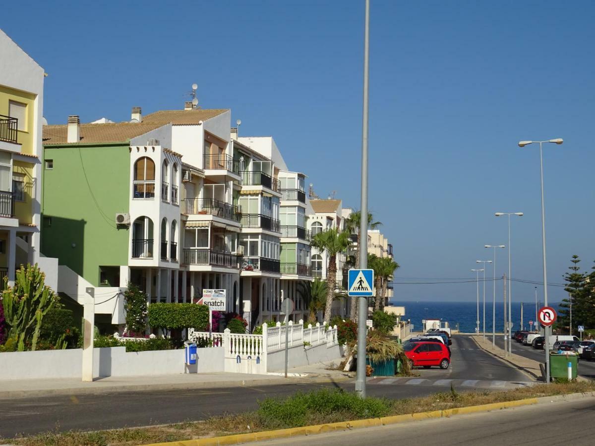 Апартаменты Brisas Del Mar Azul Торевьиа Экстерьер фото