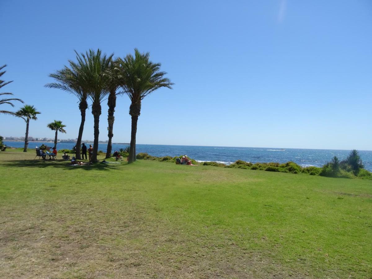 Апартаменты Brisas Del Mar Azul Торевьиа Экстерьер фото